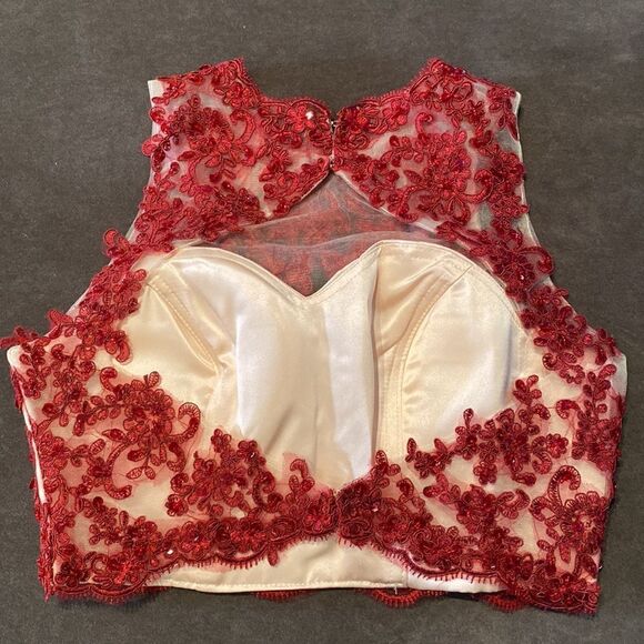 Women’s 2 Piece Prom Party Dress Halter Neck with Red Flower Detail Size 6 - Picture 11 of 11